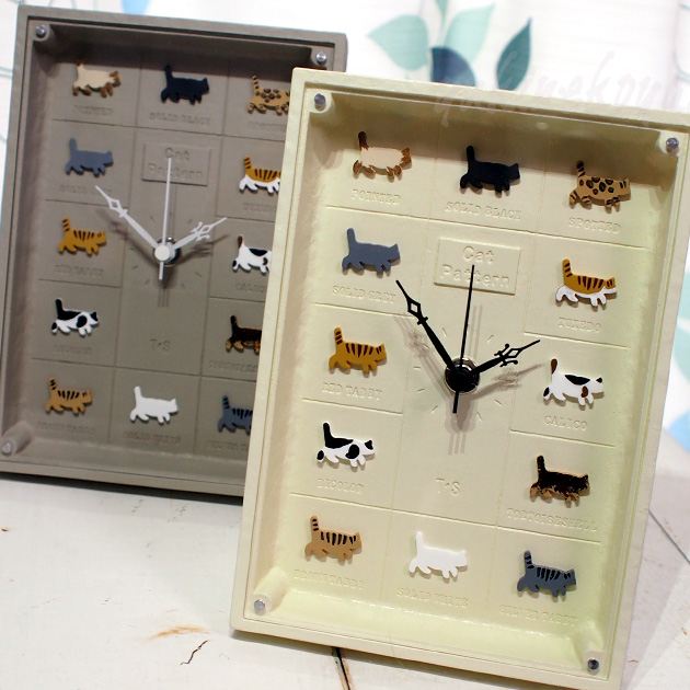 猫の置時計・壁掛け時計(兼用)　キャットパターンクロック　１２種類の猫達【T's COLLECTION・ティーズコレクション】