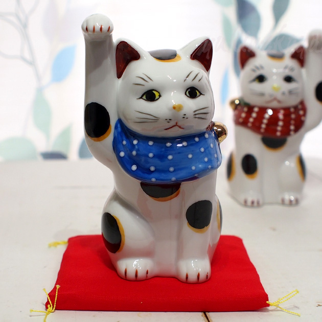 レトロ陶器製瀬戸焼左手長招き猫 - 置物